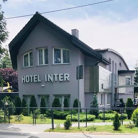 Hotel Inter Bielany Wrocławskie エクステリア 写真